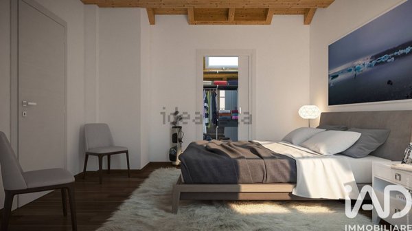 casa indipendente in vendita a Peschiera del Garda