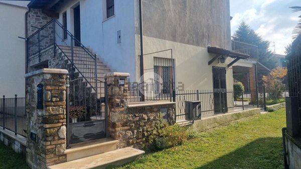 appartamento in vendita a Peschiera del Garda