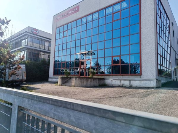 negozio in vendita a Peschiera del Garda