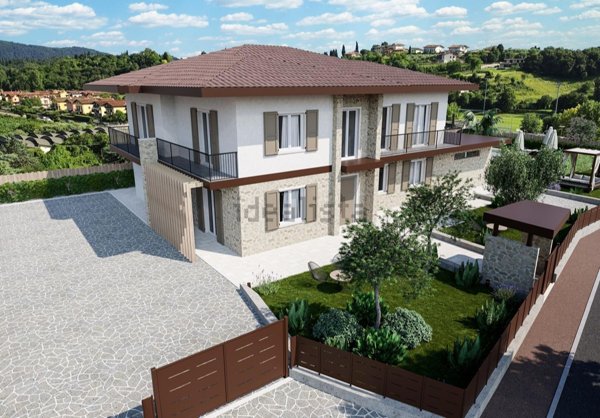 appartamento in vendita a Peschiera del Garda