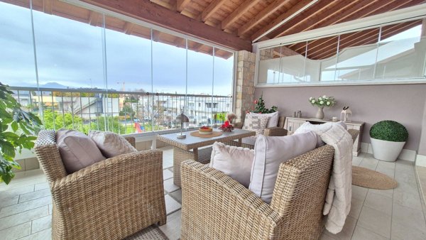 appartamento in vendita a Peschiera del Garda in zona San Benedetto di Lugana