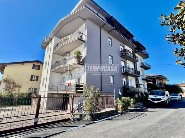 appartamento in vendita a Peschiera del Garda