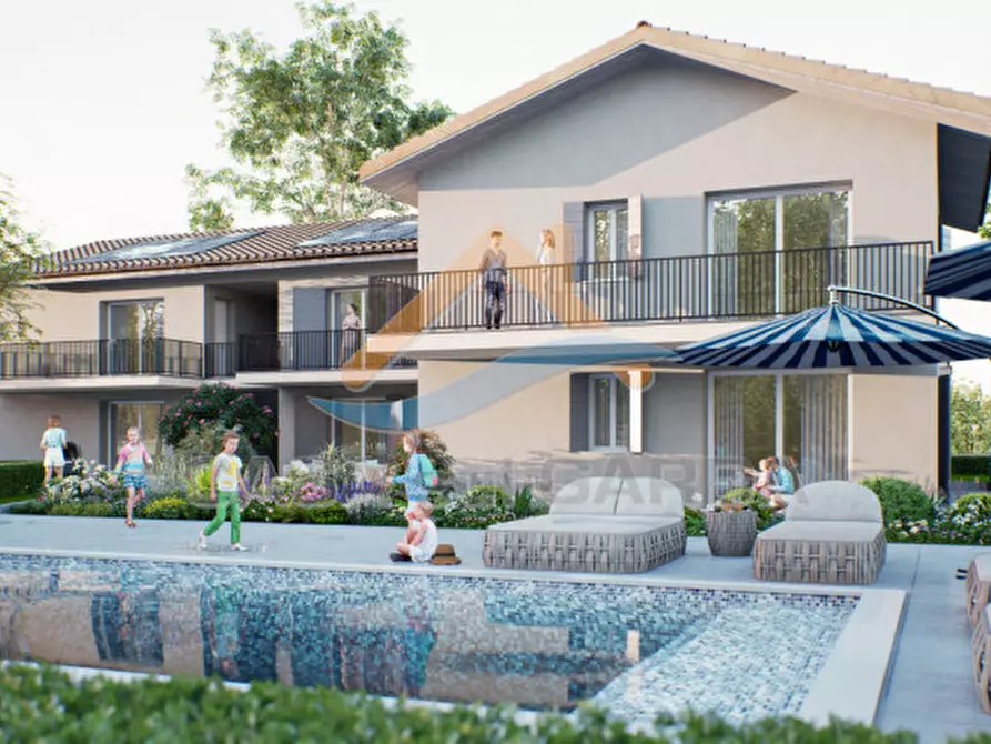 appartamento in vendita a Peschiera del Garda in zona Broglie