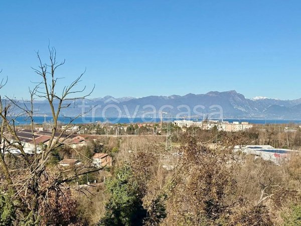 appartamento in vendita a Peschiera del Garda