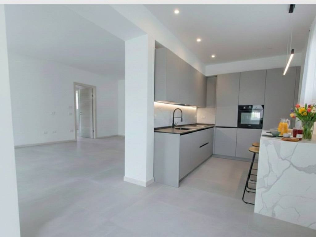 appartamento in vendita a Peschiera del Garda