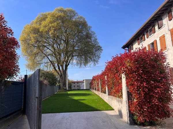 appartamento in vendita a Peschiera del Garda