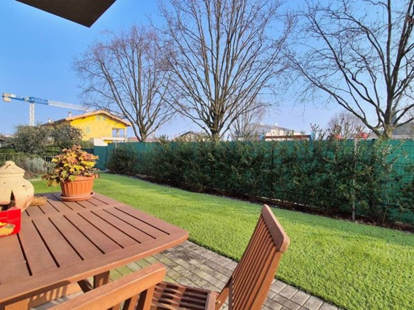 appartamento in vendita a Peschiera del Garda