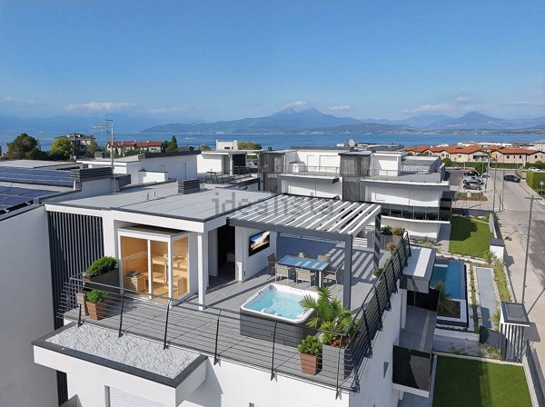 appartamento in vendita a Peschiera del Garda
