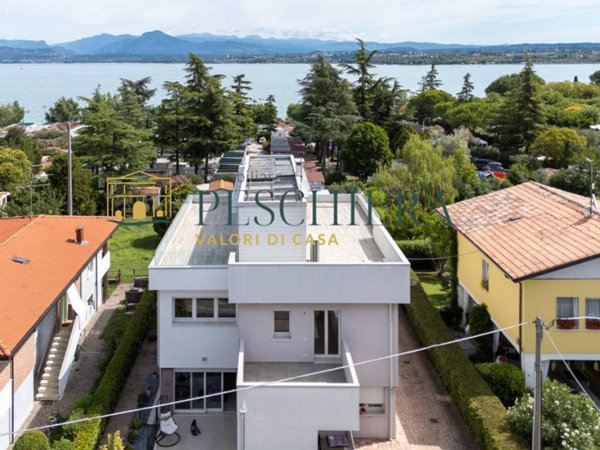 appartamento in vendita a Peschiera del Garda in zona San Benedetto di Lugana