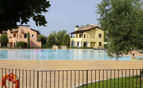 appartamento in vendita a Peschiera del Garda