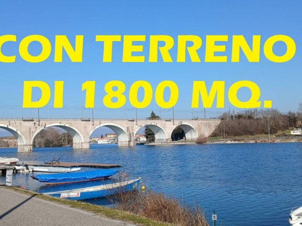 appartamento in vendita a Peschiera del Garda