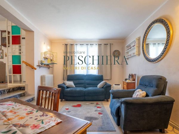 casa indipendente in vendita a Peschiera del Garda
