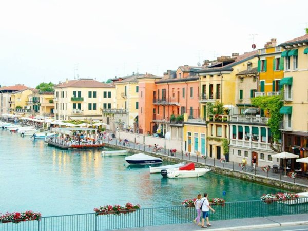 appartamento in vendita a Peschiera del Garda