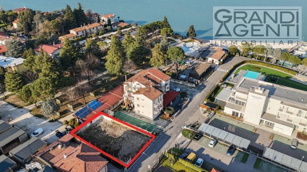 appartamento in vendita a Peschiera del Garda