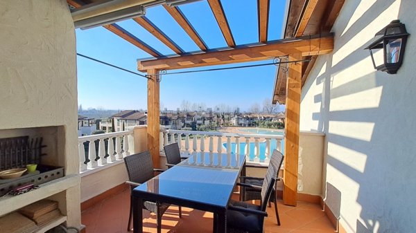 appartamento in vendita a Peschiera del Garda