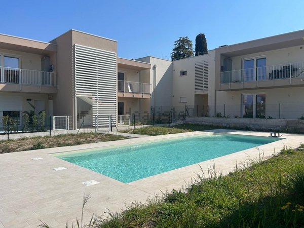 appartamento in vendita a Peschiera del Garda
