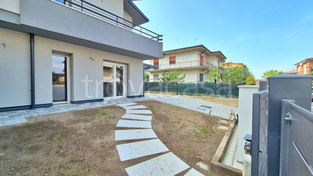 appartamento in vendita a Peschiera del Garda