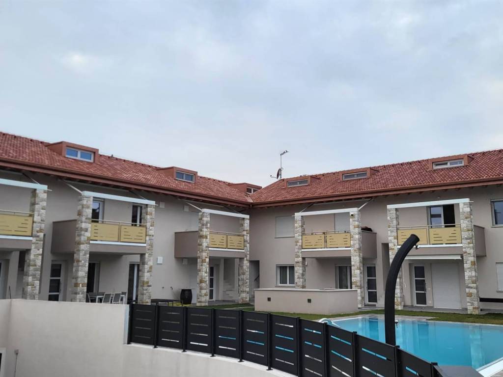appartamento in vendita a Peschiera del Garda