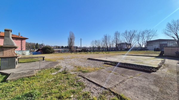 appartamento in vendita a Peschiera del Garda