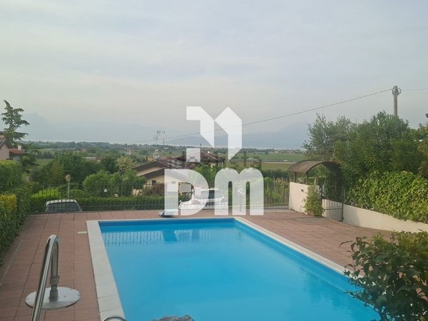 appartamento in vendita a Peschiera del Garda