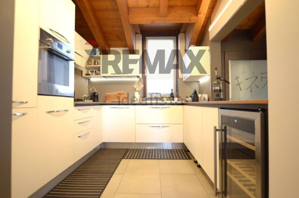 appartamento in vendita a Peschiera del Garda