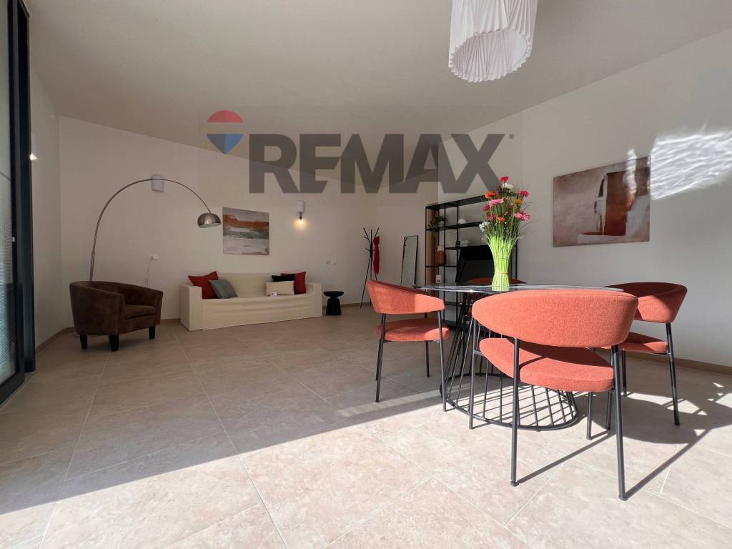 appartamento in vendita a Peschiera del Garda in zona Broglie