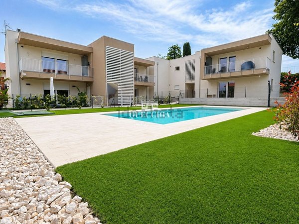 appartamento in vendita a Peschiera del Garda