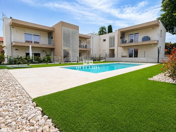 appartamento in vendita a Peschiera del Garda
