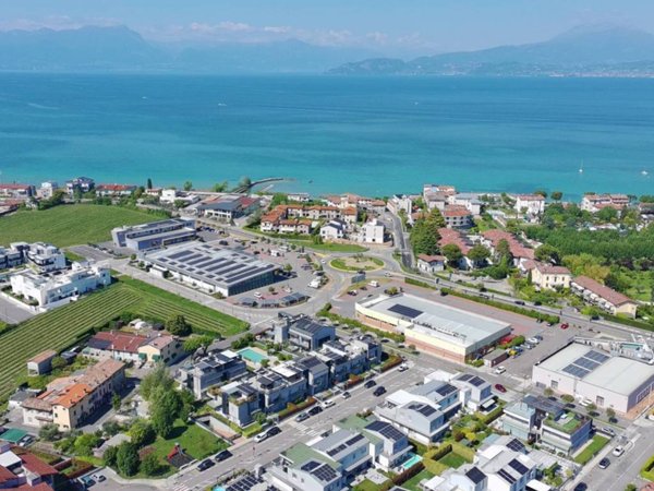 appartamento in vendita a Peschiera del Garda