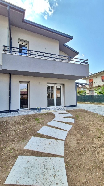 appartamento in vendita a Peschiera del Garda