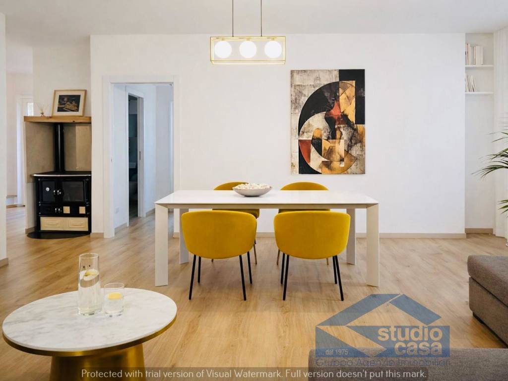 casa indipendente in vendita a Peschiera del Garda in zona Dolci