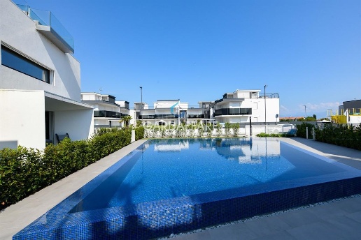 appartamento in vendita a Peschiera del Garda in zona San Benedetto di Lugana