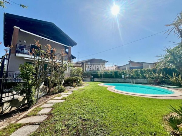 appartamento in vendita a Peschiera del Garda