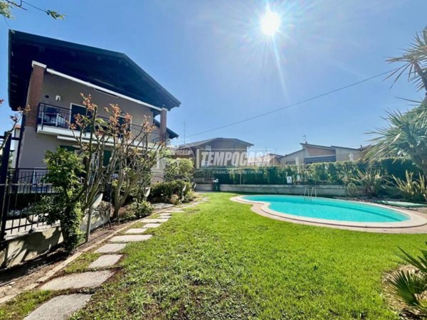 appartamento in vendita a Peschiera del Garda in zona San Benedetto di Lugana