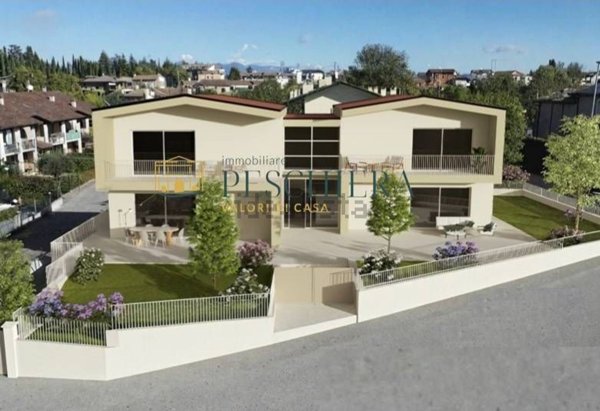 appartamento in vendita a Peschiera del Garda in zona Dolci
