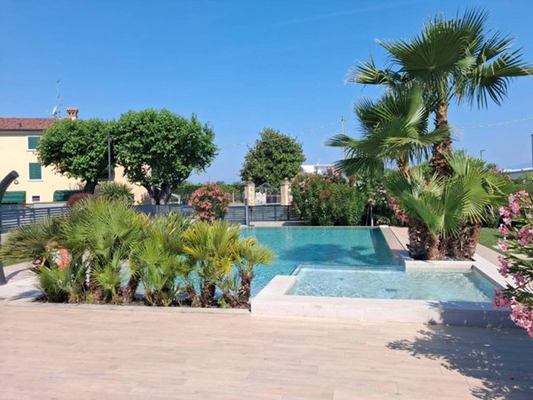 appartamento in vendita a Peschiera del Garda