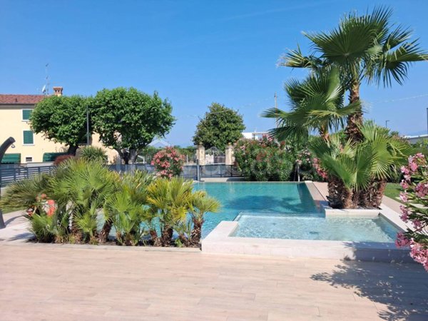 appartamento in vendita a Peschiera del Garda