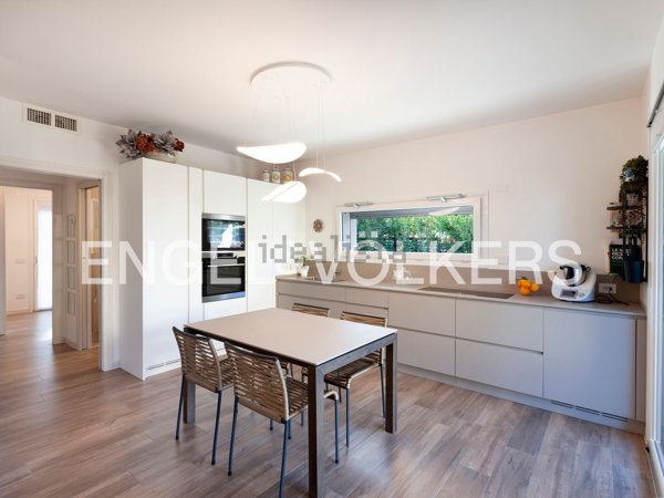 appartamento in vendita a Peschiera del Garda