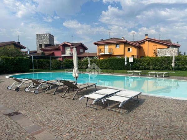 appartamento in vendita a Peschiera del Garda in zona Broglie
