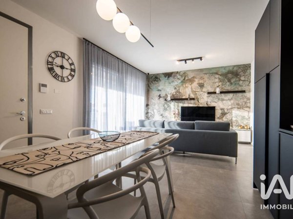 appartamento in vendita a Peschiera del Garda