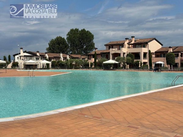 appartamento in vendita a Peschiera del Garda in zona San Benedetto di Lugana