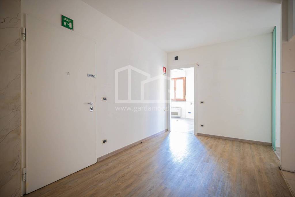 appartamento in vendita a Peschiera del Garda in zona San Benedetto di Lugana