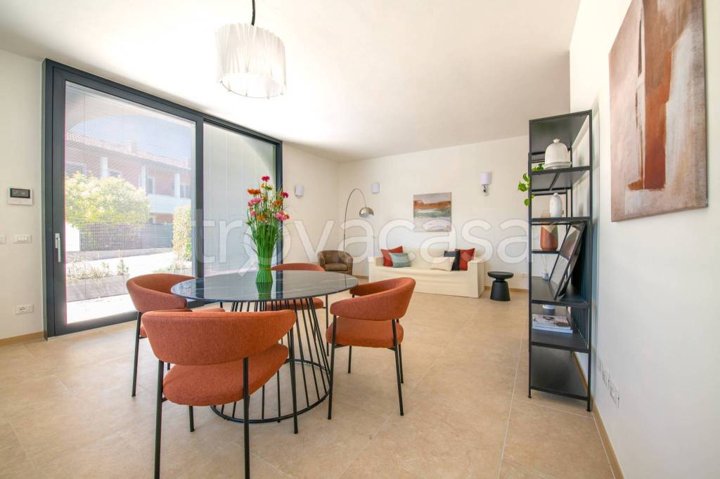 appartamento in vendita a Peschiera del Garda