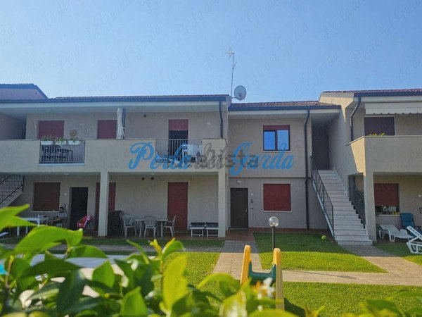 appartamento in vendita a Peschiera del Garda in zona San Benedetto di Lugana