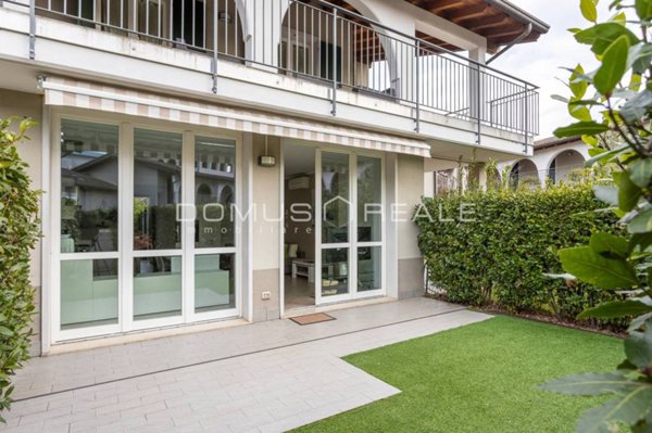 casa indipendente a Peschiera del Garda in zona San Benedetto di Lugana