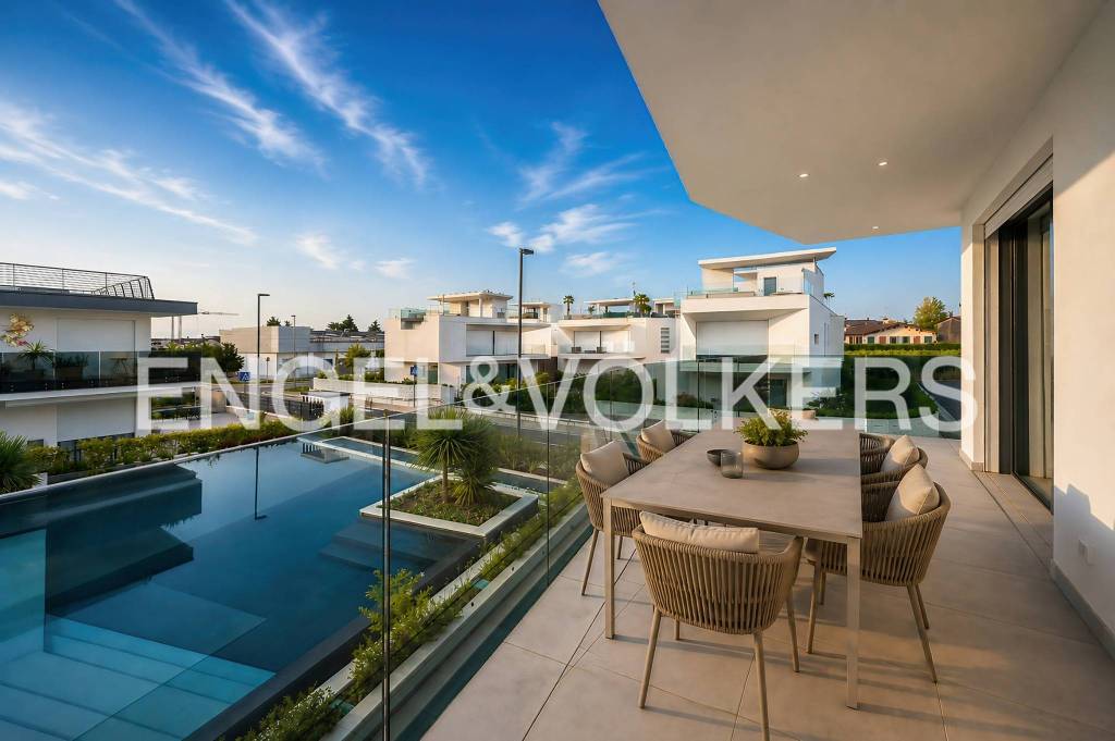 appartamento in vendita a Peschiera del Garda in zona San Benedetto di Lugana