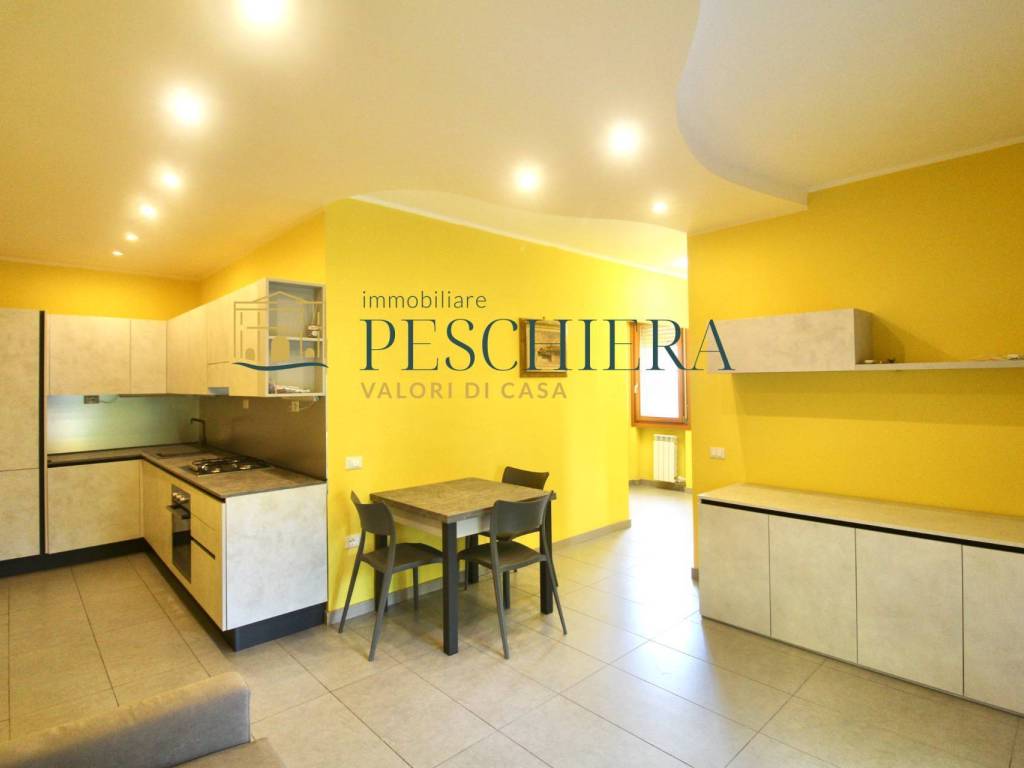 appartamento in vendita a Peschiera del Garda in zona San Benedetto di Lugana