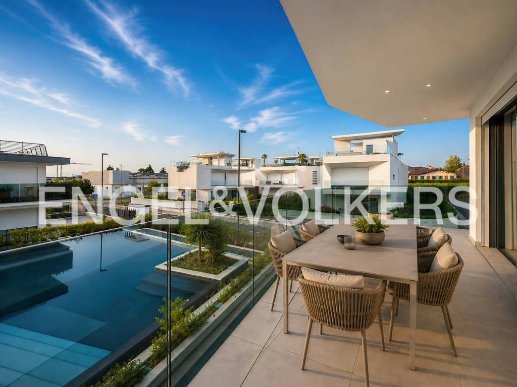 appartamento in vendita a Peschiera del Garda in zona San Benedetto di Lugana