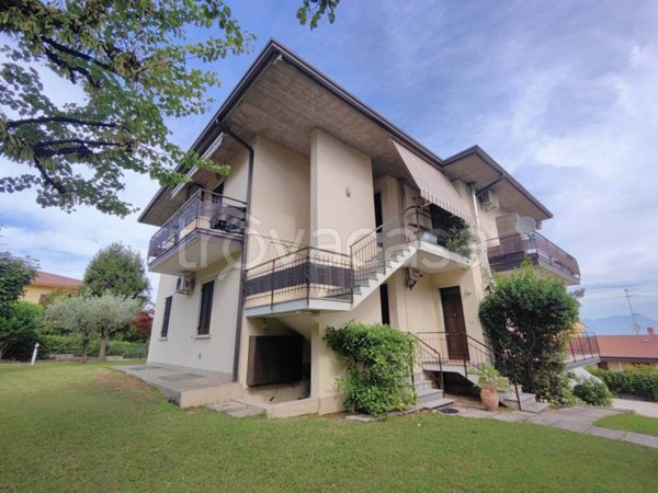 appartamento in vendita a Peschiera del Garda in zona Broglie