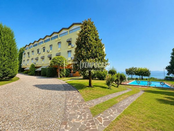 appartamento in vendita a Peschiera del Garda in zona San Benedetto di Lugana